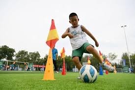 全屋吸顶灯推荐：打造联动智能家居的五大照明方案