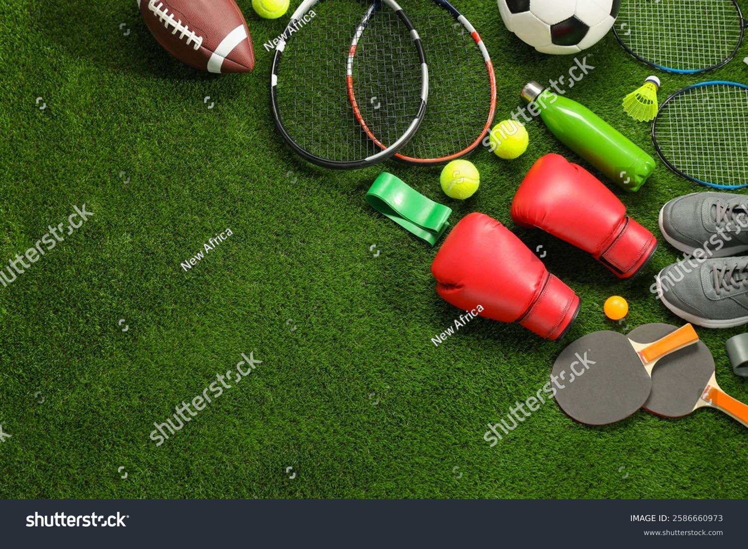 跟队记者：热刺确实对桑托斯左后卫索萨感兴趣