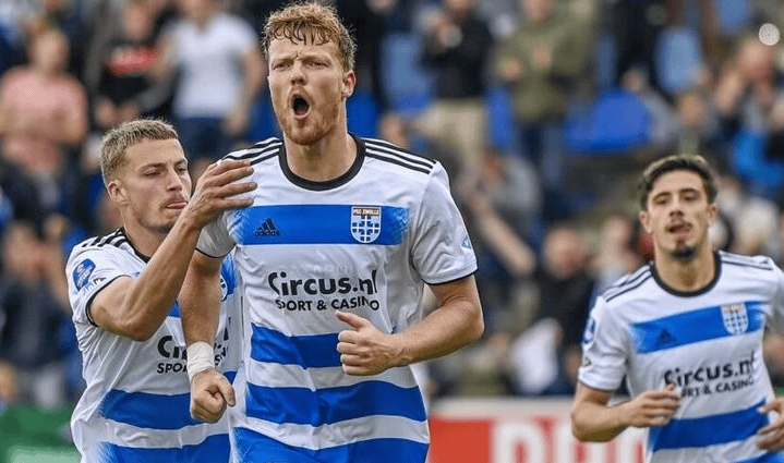 杨佳敏首胜印度名将辛杜 首闯中国大师赛八强.