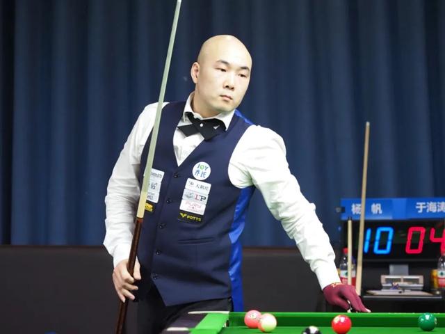 球锦标赛上 球锦标赛上